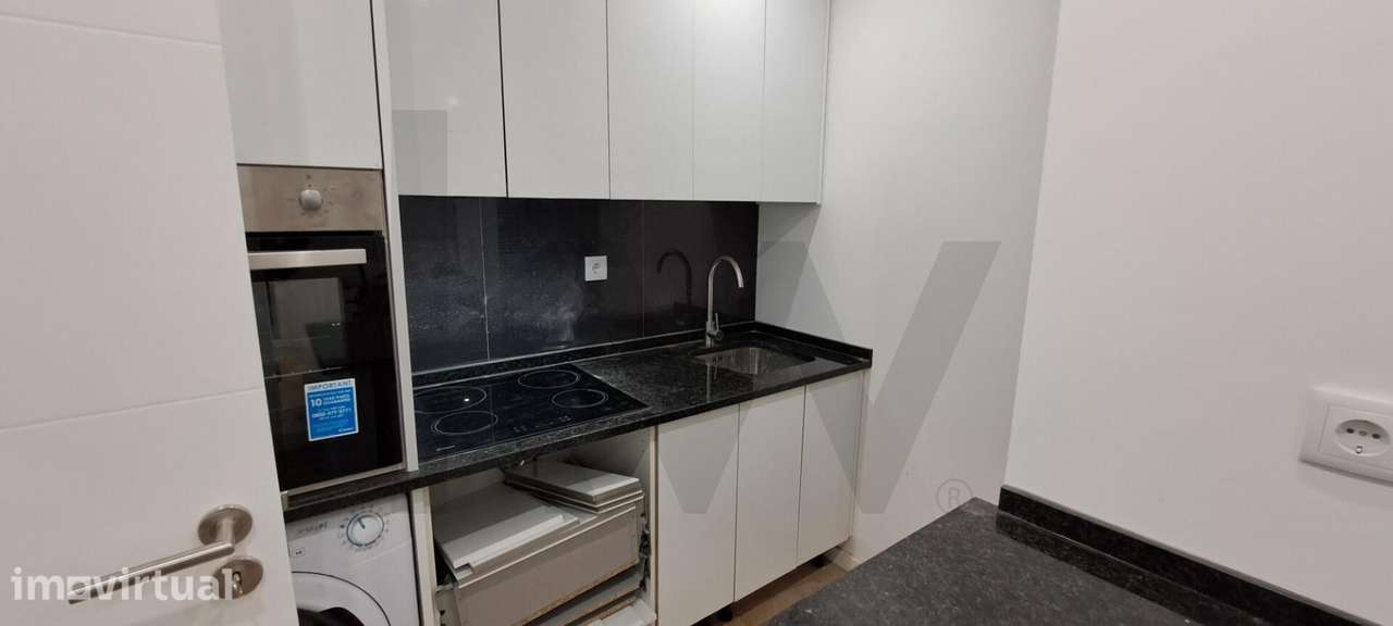 Oportunidade Imperdível - Apartamento T3 Amadora Águas Livres - Grande imagem: 2/21