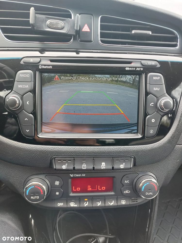 Kia Ceed 1.6 CRDi 128 Platinum Edition - 10