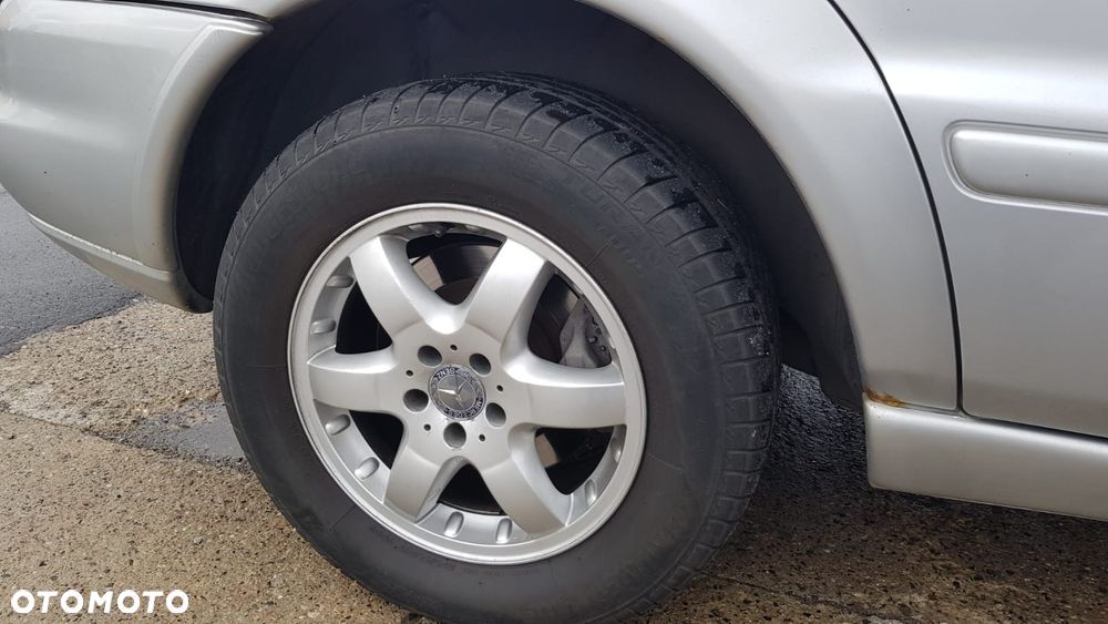 Mercedes-Benz ML - 16