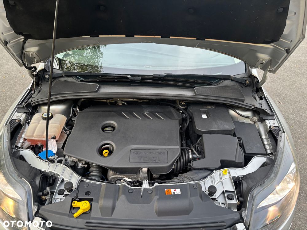 Ford Focus 1.6 TDCi DPF Start-Stopp-System SYNC Edition - 15