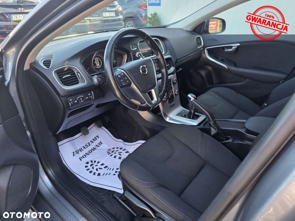 Volvo V40 - 16
