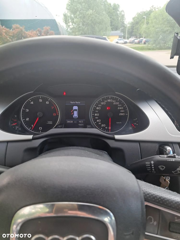 Audi A4 Avant - 6