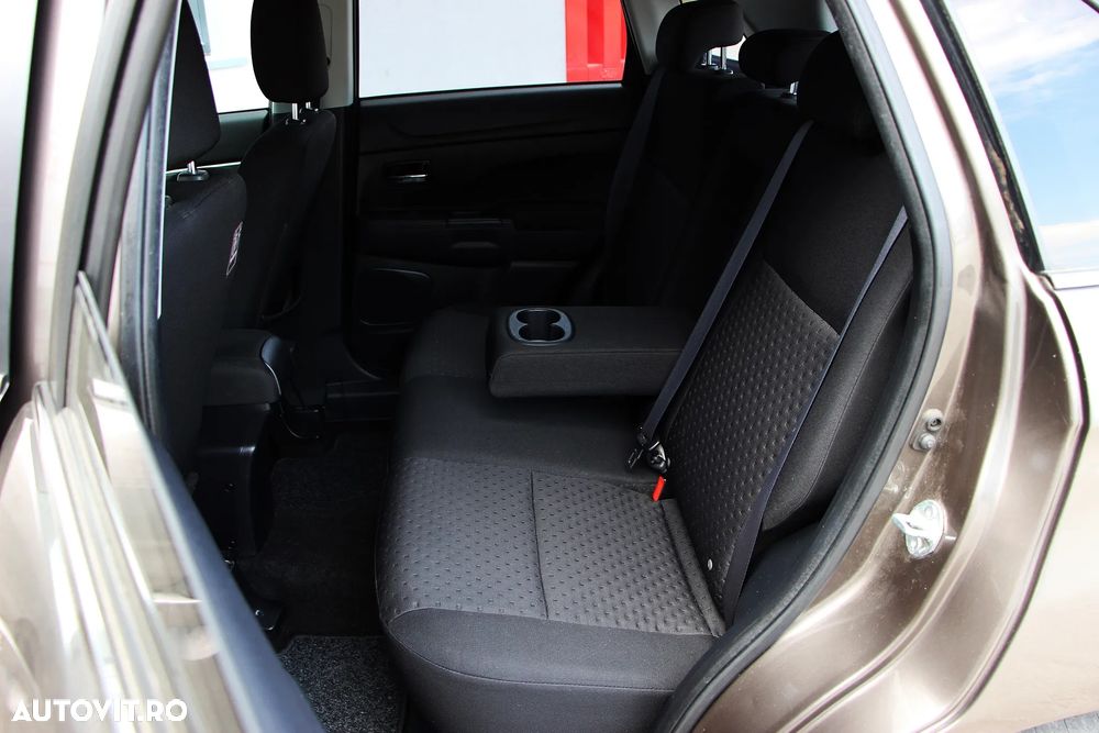 Mitsubishi ASX 1.8 DI-D 4WD Intense - 8