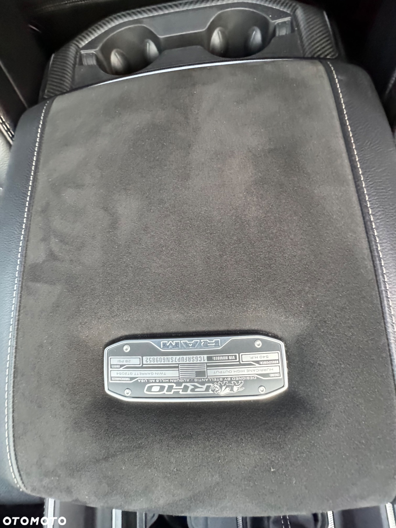 RAM 1500 - 24
