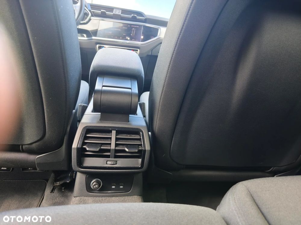 Audi Q3 - 10