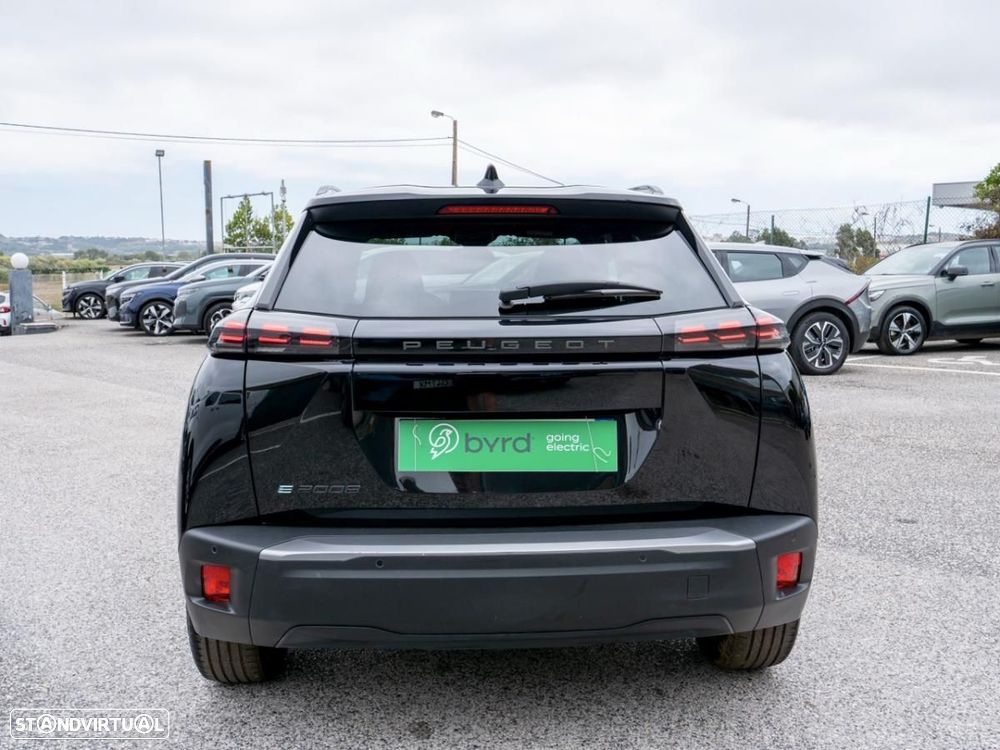 Peugeot e-2008 54 kWh Allure - 11
