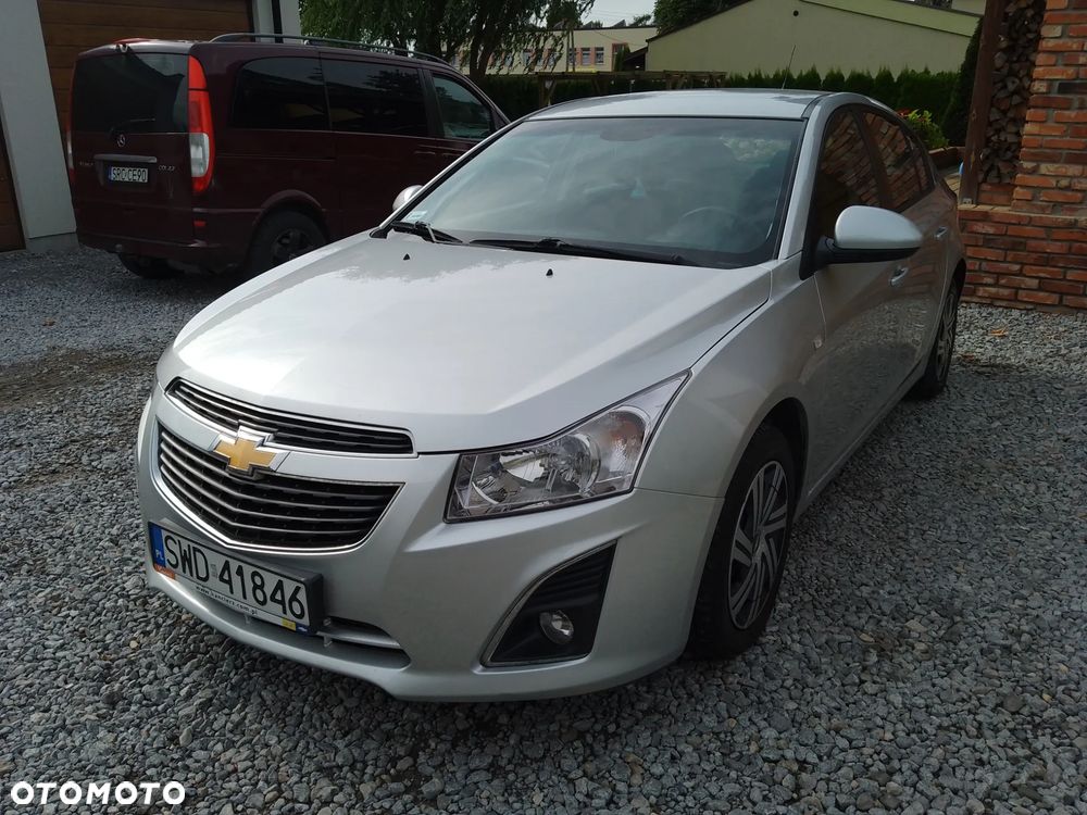 Chevrolet Cruze - 3