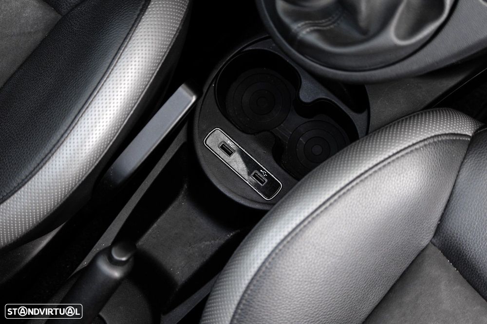 Fiat 500C 1.0 Hybrid Connect - 18