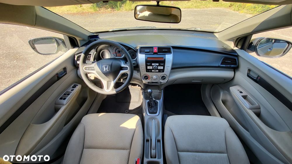 Honda City 1.4 Elegance - 10