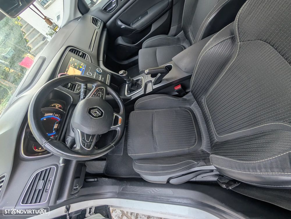 Renault Mégane ENERGY dCi 110 ECO2 EXPERIENCE - 18