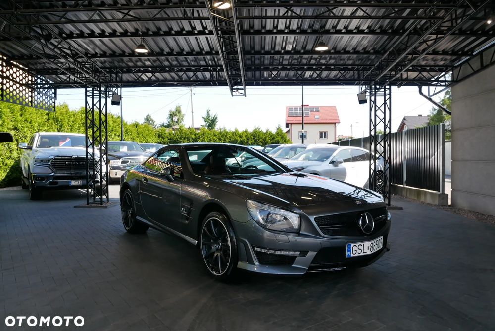 Mercedes-Benz SL 63 AMG - 4