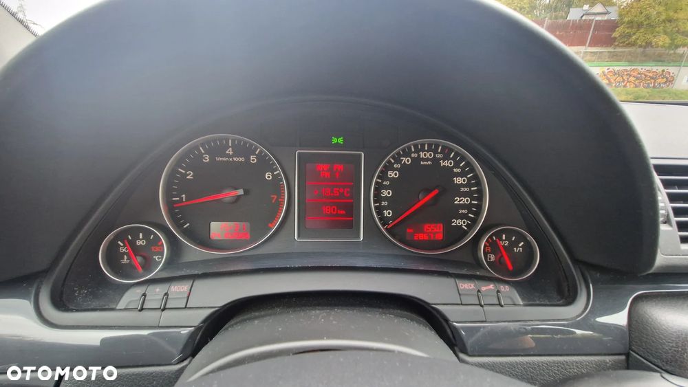 Audi A4 Limousine - 20