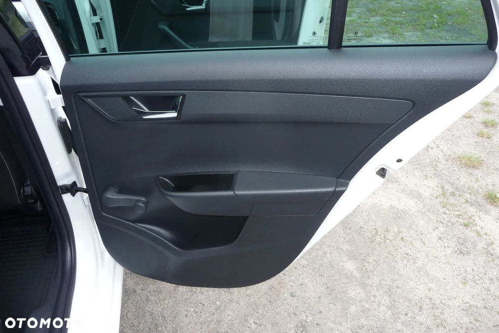 Skoda Fabia 1.0 TSI Active - 23