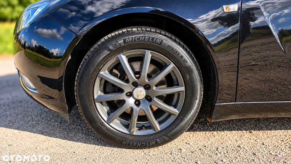 Opel Insignia - 17