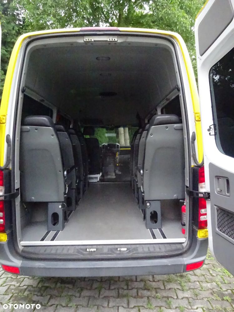 Mercedes-Benz Sprinter - 3