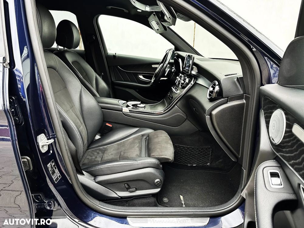 Mercedes-Benz GLC - 12