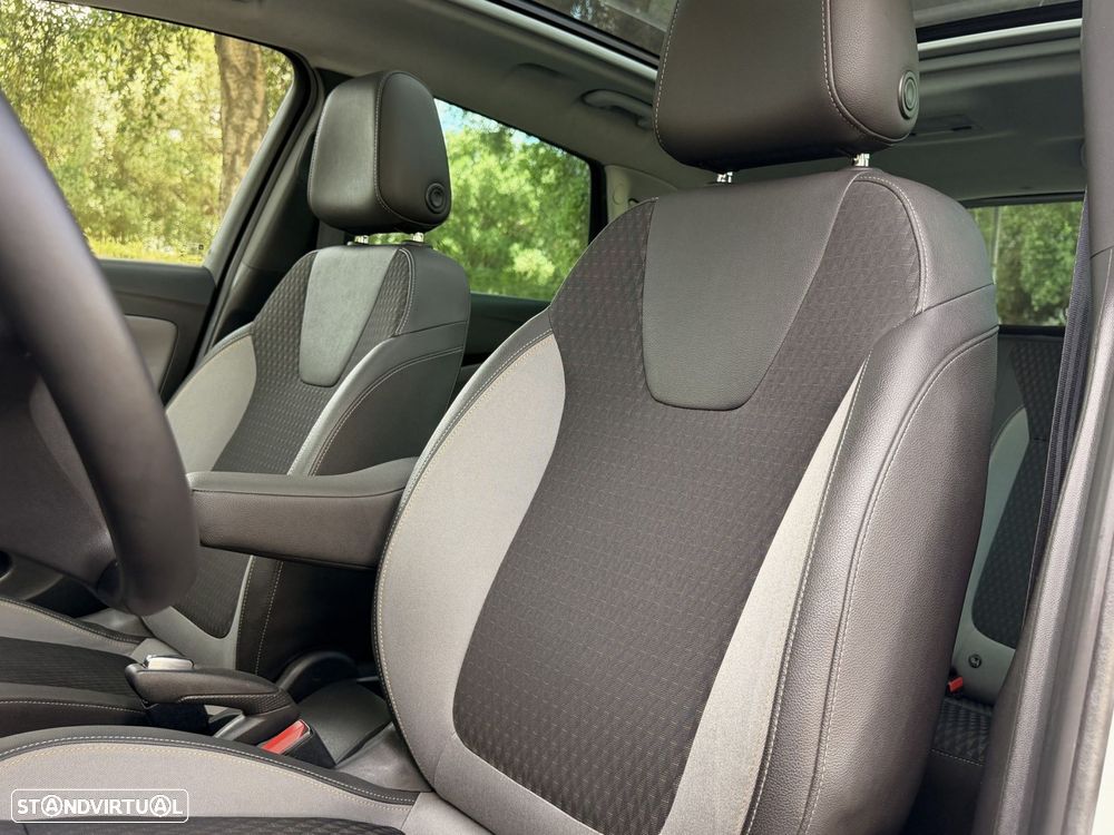 Opel Crossland X 1.2 T Innovation - 43