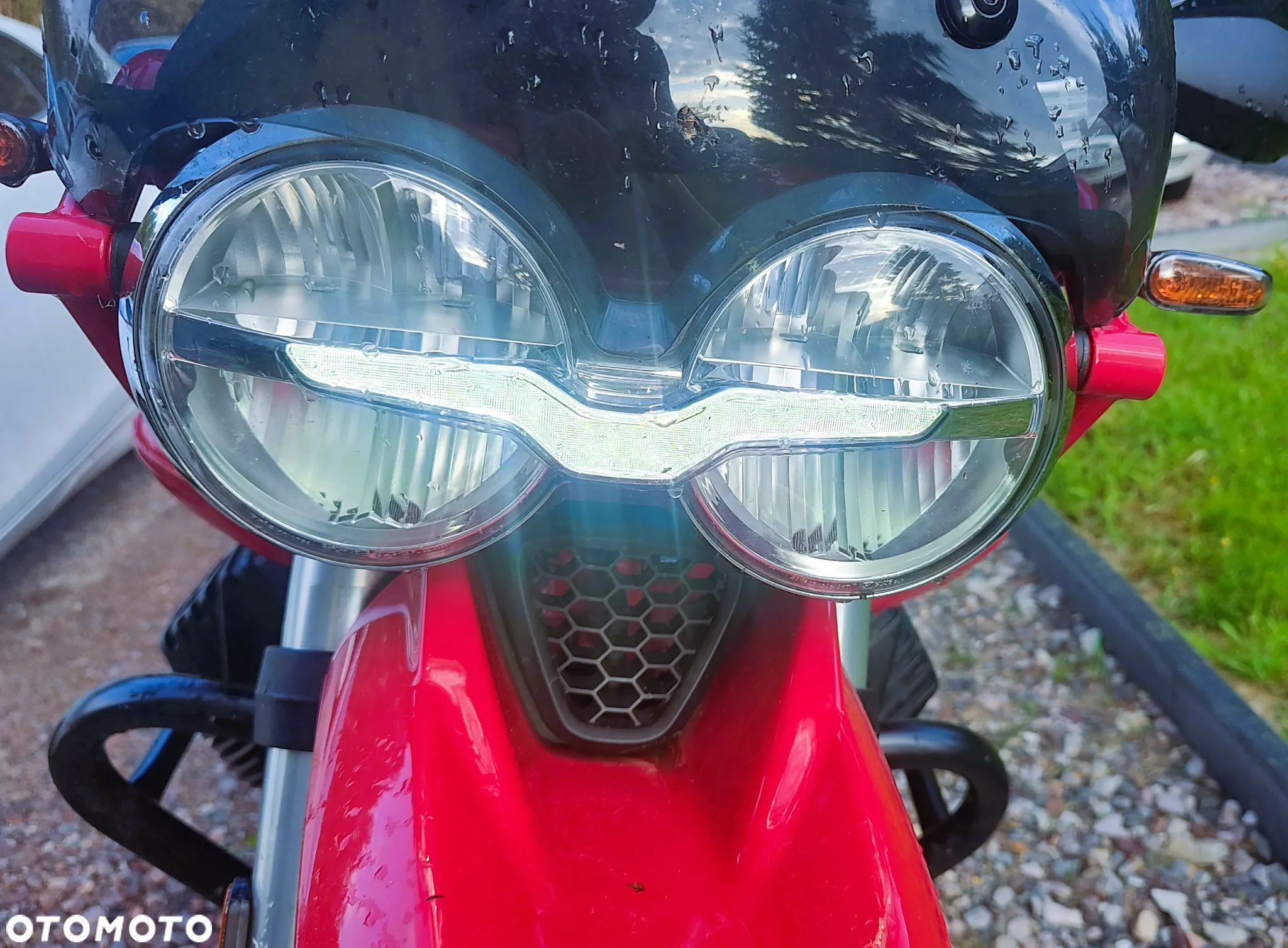 Moto Guzzi V85 - 15