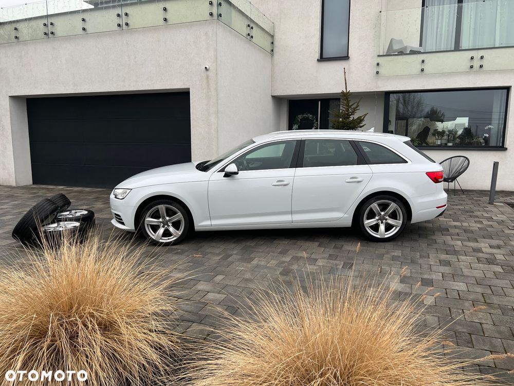 Audi A4 Avant 2.0 TFSI ultra S tronic - 10