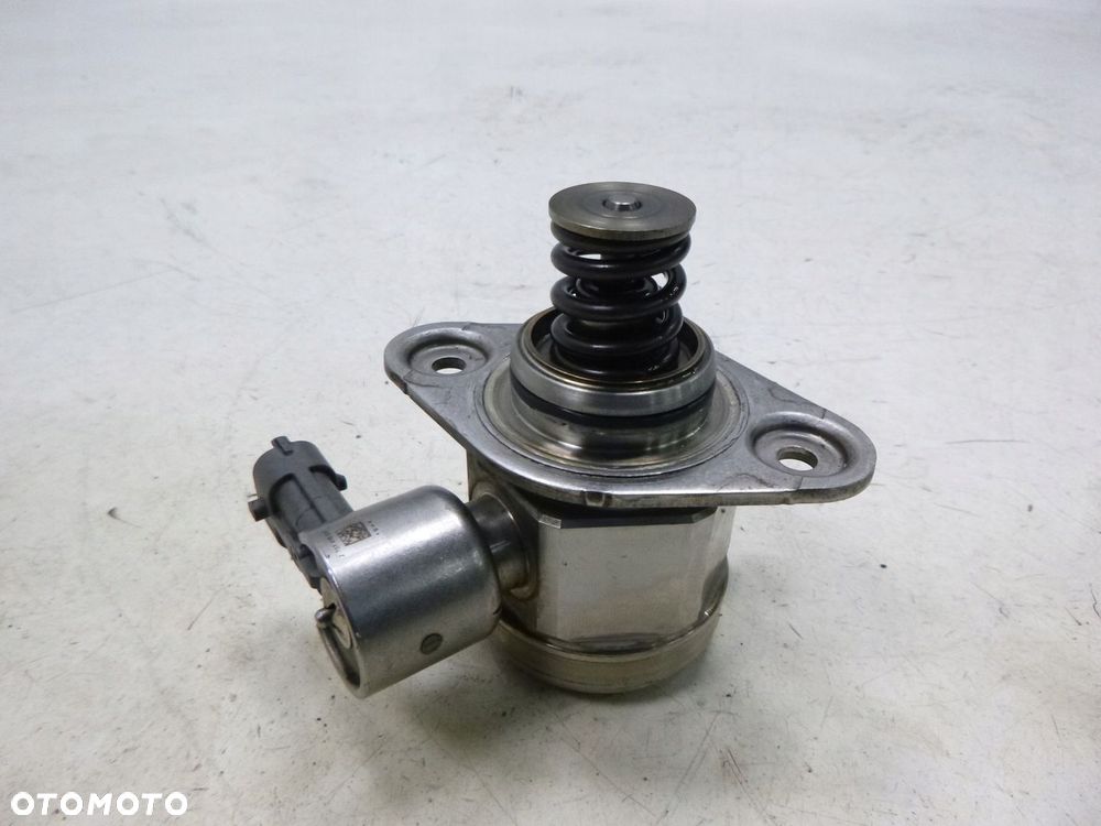 LAND ROVER DISCOVERY L319 RANGE ROVER SPORT L320 L494 VOGUE L405 POMPA PALIWA - 2