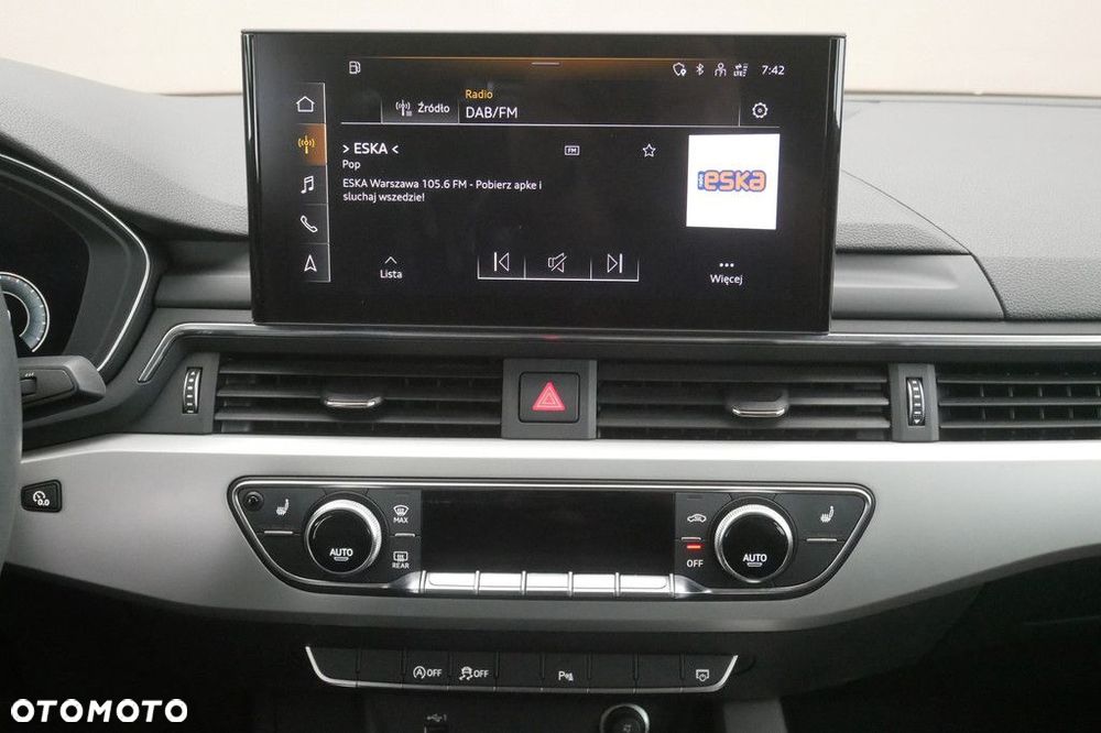 Audi A4 Limousine - 10