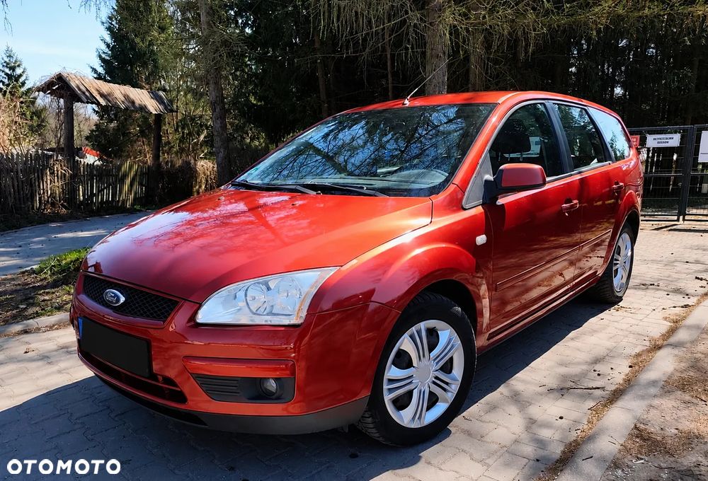 Ford Focus 1.6 16V Ambiente - 8