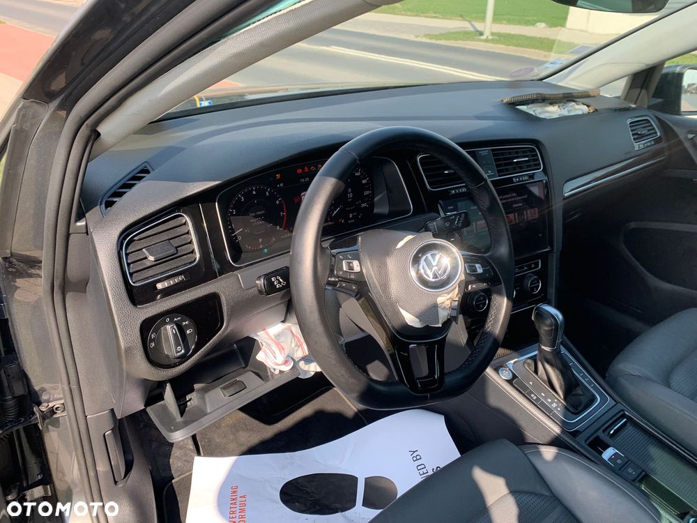 Volkswagen Golf 1.4 TSI BMT Comfortline DSG - 19