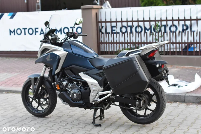 Honda NC - 17