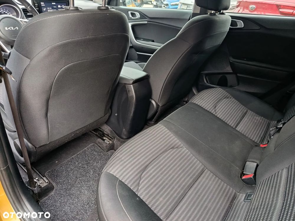 Kia XCeed 1.5 T-GDI M - 11