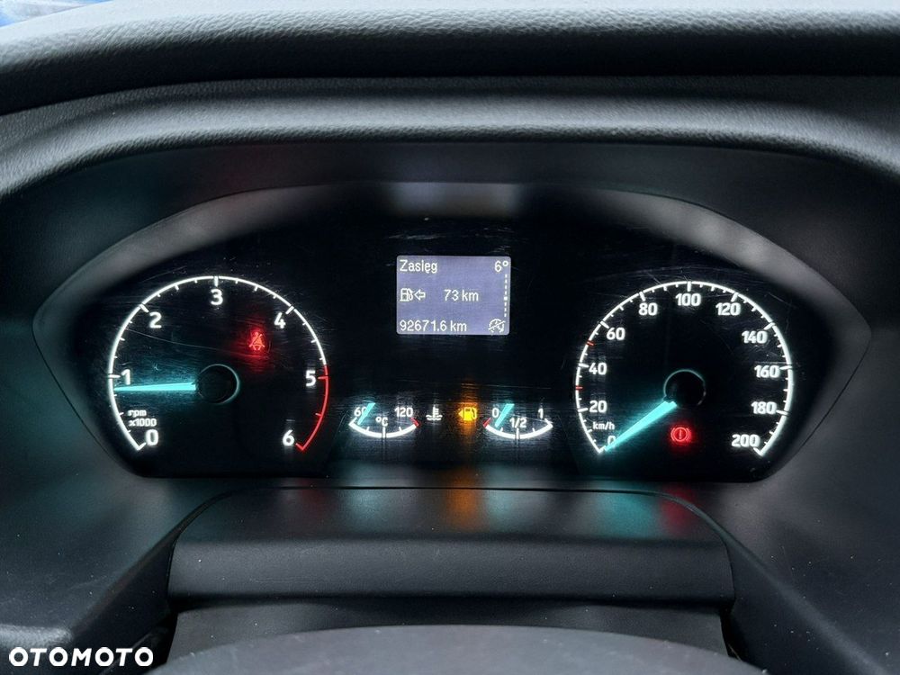 Ford Transit - 19
