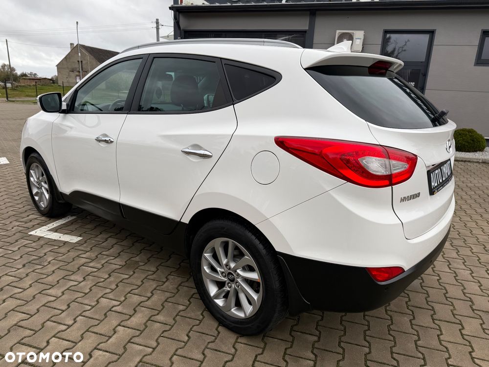 Hyundai ix35 blue 1.6 2WD Finale Gold - 12