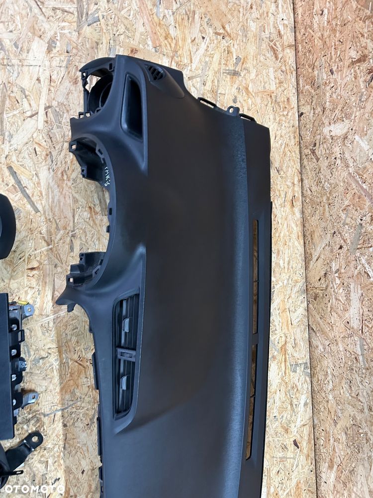 Toyota Yaris III konsola deska rozdzielcza pasy napinacze poduszki airbag komplet - 6