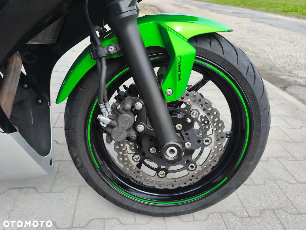Kawasaki ER - 18