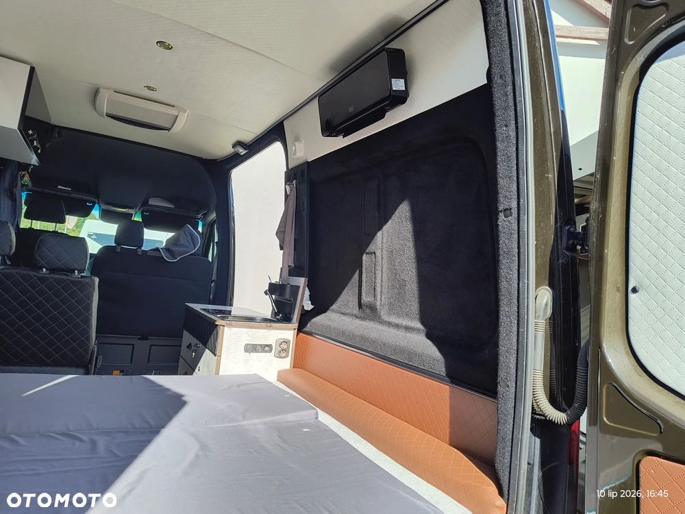 Mercedes-Benz sprinter - 11