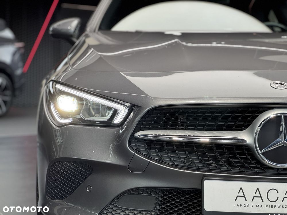 Mercedes-Benz CLA 180 Progressive 7G-DCT - 40