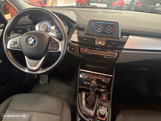 BMW 225xe Active Tourer Line Sport - 38