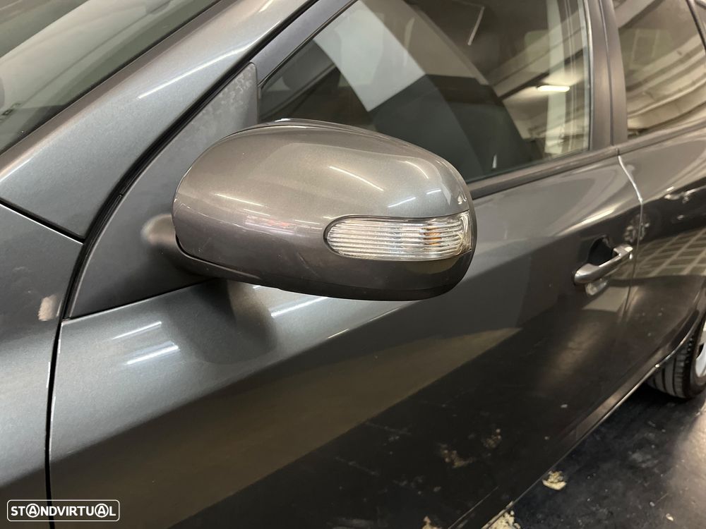 Kia Ceed SW 1.6 CRDi EX ISG - 24