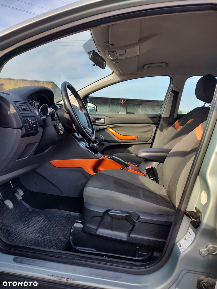 Ford Kuga 2.0 TDCi Trend - 6