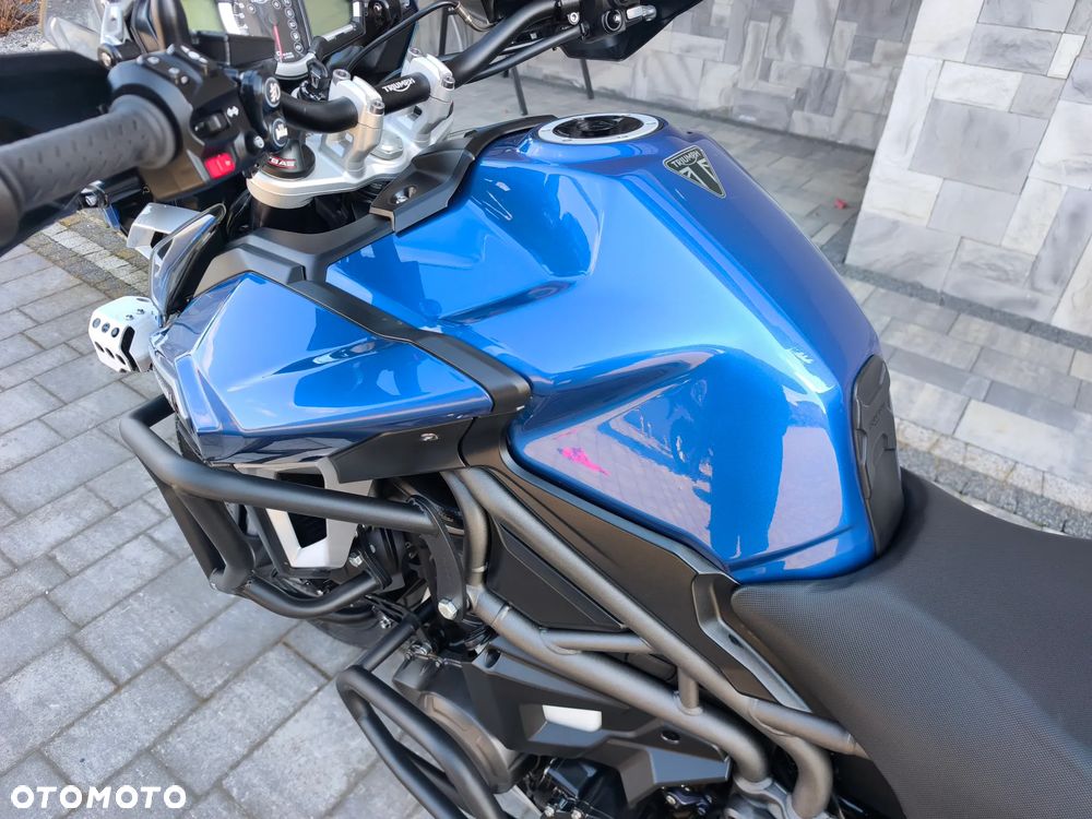 Triumph Tiger - 9