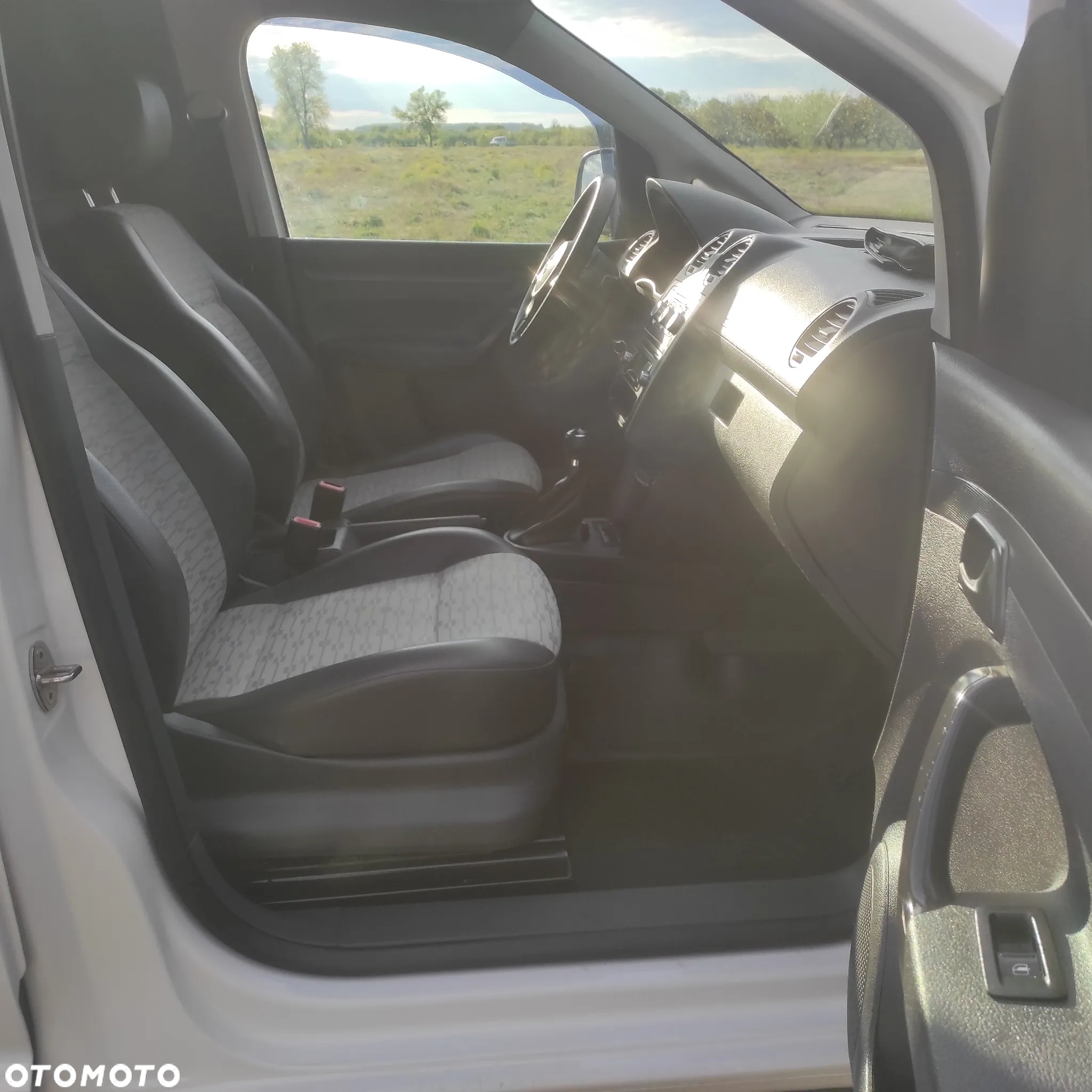 Volkswagen Caddy - 20