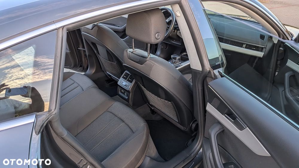 Audi A5 Sportback 40 TFSI mHEV Advanced S tronic - 4