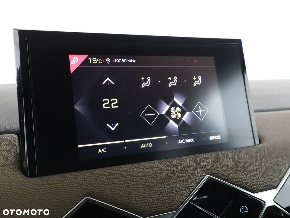 DS Automobiles DS 3 Crossback - 24