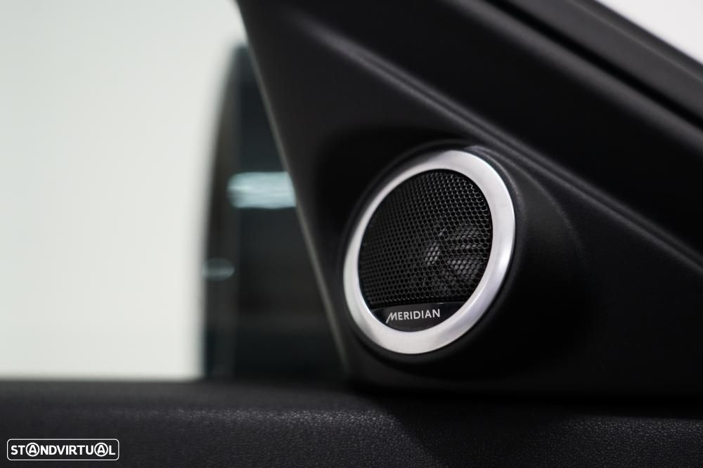 Land Rover Range Rover Evoque 2.0 P200 AWD R-Dynamic Auto - 19