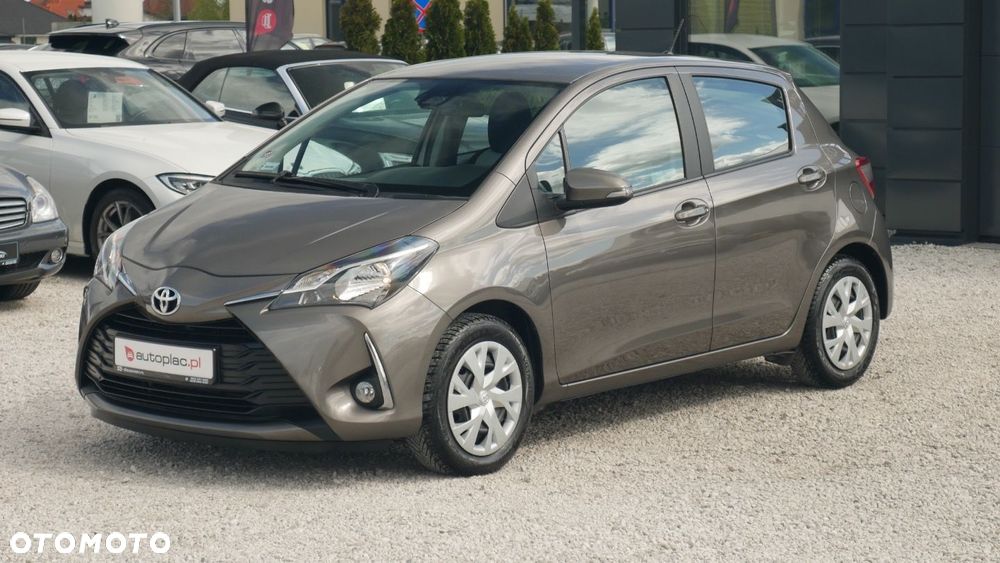Toyota Yaris - 4