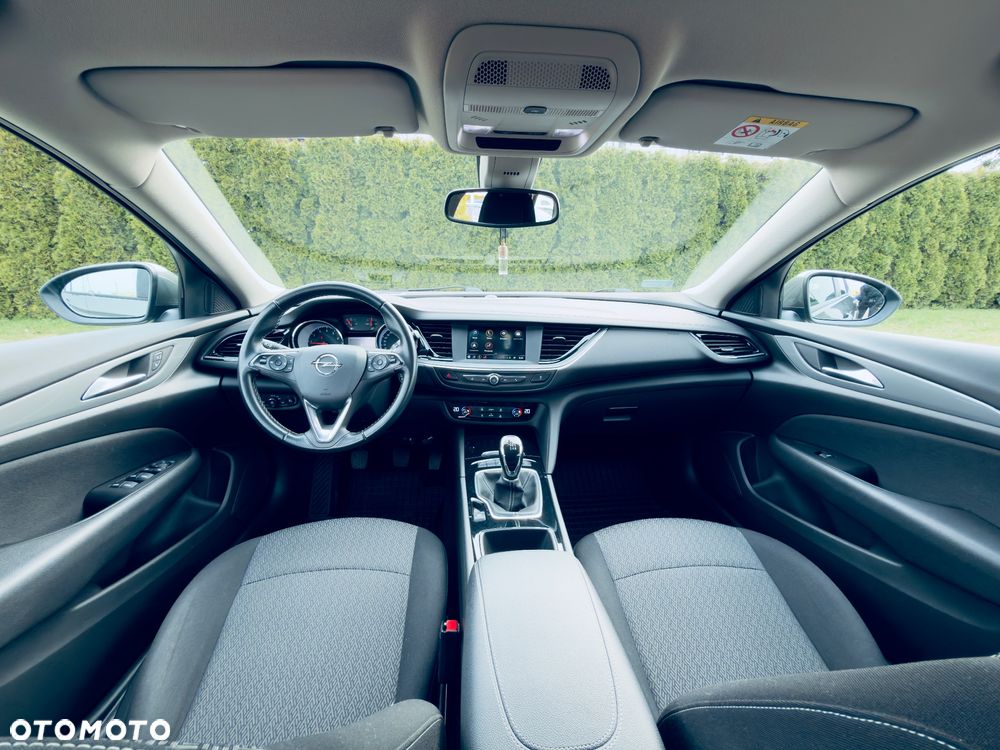 Opel Insignia - 15