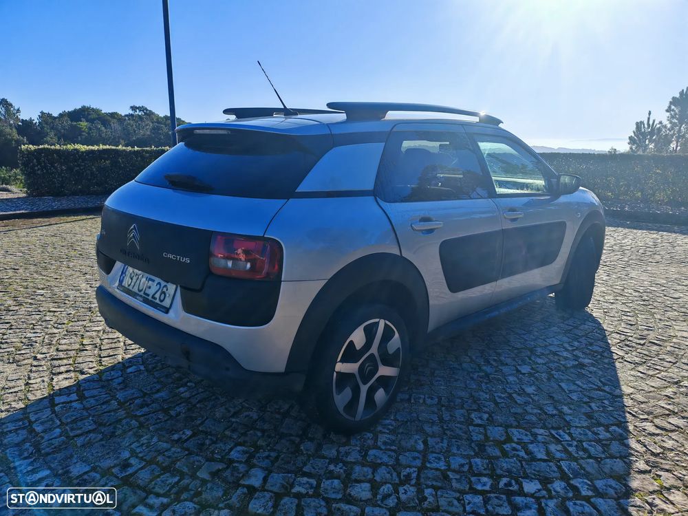 Citroën C4 Cactus 1.2 PureTech Shine EAT6 - 8