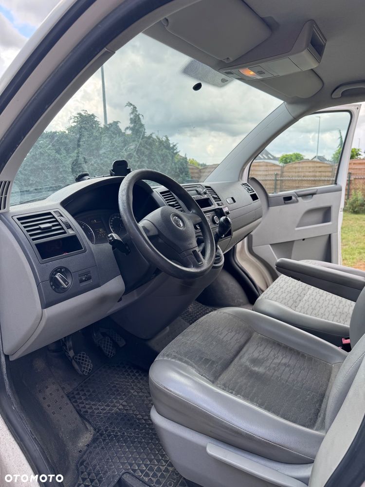 Volkswagen Transporter T5 - 5