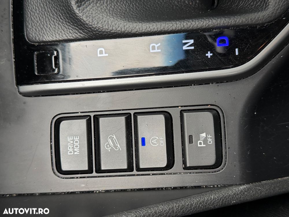 Hyundai Tucson blue 1.7 CRDi 2WD DCT Premium - 10