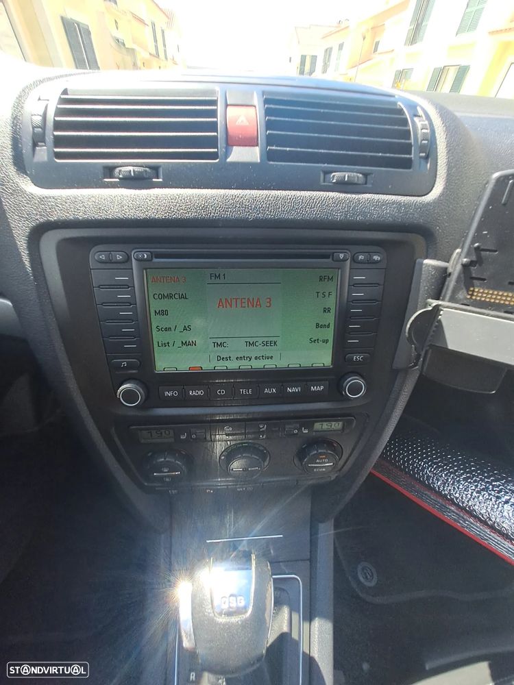 Skoda Octavia Break 2.0 TDI Sport DSG - 12