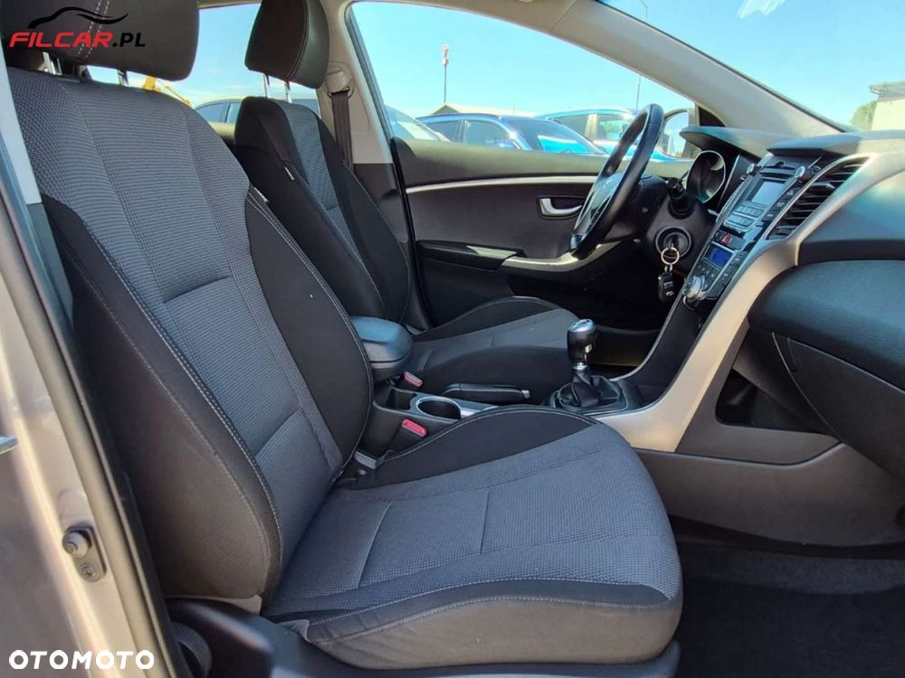 Hyundai i30 - 11